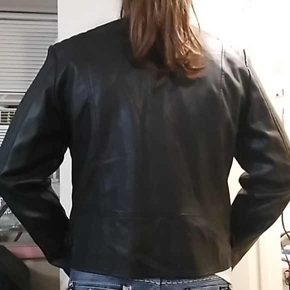 jacket - Picture 2 of 3